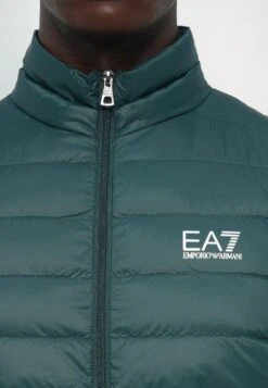 EA7 Emporio Armani TRAIN CORE LIGHT VEST - Waistcoat - Ponderosa Pine -Total Wear Store 0200a7df37df49aeaaba540894cf8a93
