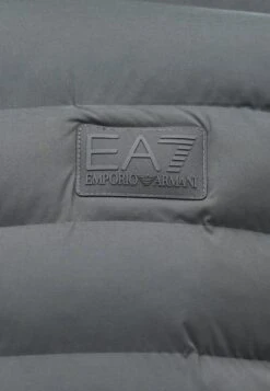 EA7 Emporio Armani MOUNTAIN - Waistcoat - Asphalt 18 EA7 Emporio Armani MOUNTAIN - Waistcoat - Asphalt -Total Wear Store 02b4727cce36408d84abcd58b5548b24