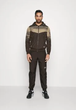 EA7 Emporio Armani Ventus Suit Graphic Set - Tracksuit - Raven