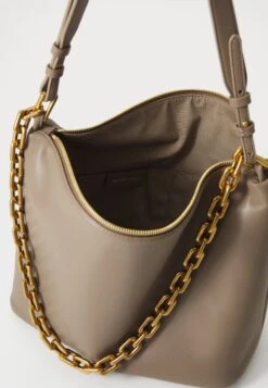 Emporio Armani SHOULDER BAG - Handbag - Taupe -Total Wear Store 078e9b90bf9844efa8724468d2be0ecf