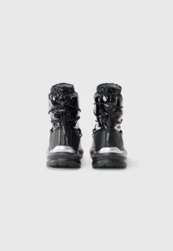 EA7 Emporio Armani UNISEX - Snowboard Boots - Full Black -Total Wear Store 097991a12f4b49b5b5614a1291013136