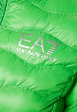 EA7 Emporio Armani Light Jacket - Light Jacket -Total Wear Store 0ae56a40764e4f10b6dbac640d7a702c