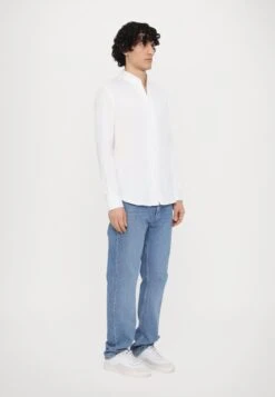 Emporio Armani SHIRT - Shirt - Brilliant White -Total Wear Store 0b0b80cff8c84be3b3c08a54a1dc10ce