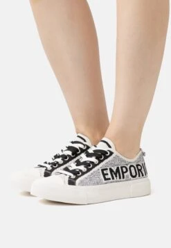 Emporio Armani Trainers - Off White/Black
