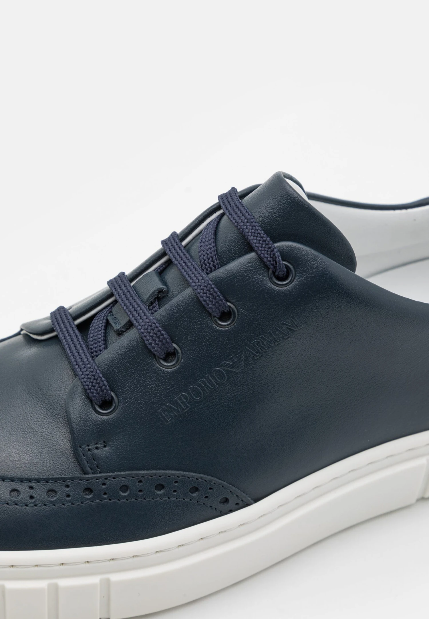 Emporio Armani Unisex - Trainers - Navy 8 Emporio Armani Unisex - Trainers - Navy - Image 6