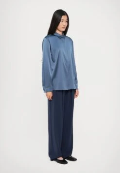 Emporio Armani SHIRT - Button-down Blouse - China Blue 12 Emporio Armani SHIRT - Button-down Blouse - China Blue -Total Wear Store 0f5f577f55574aa7aab819ae523c8f81