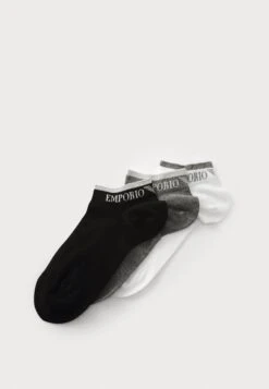 Emporio Armani ANKLE SOCKS 3 PACK - Socks - Black/black/black -Total Wear Store 1290d2e8f53f4ce2bb1d2b917f94b101 1