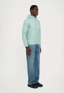 EA7 Emporio Armani TRAIN CORE LIGHT JACKET - Down Jacket - Blue Surf 25 EA7 Emporio Armani TRAIN CORE LIGHT JACKET - Down Jacket - Blue Surf -Total Wear Store 12b052950c99487bb9db28f737bfb212