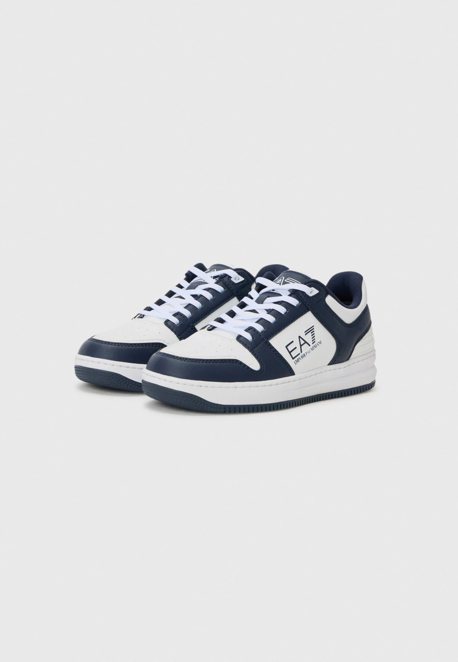 EA7 Emporio Armani SLASHER UNISEX - Trainers - Sky Captain/white 4 EA7 Emporio Armani SLASHER UNISEX - Trainers - Sky Captain/white - Image 2