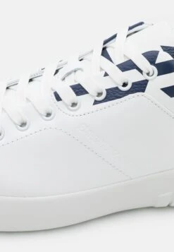 Emporio Armani Capsule Icon - Trainers - White/Mix Navy -Total Wear Store 12f5415e5bec41269a55d75c633584b5