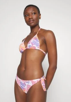 EA7 Emporio Armani Water Sports Graphic Triangle Set - Bikini - Bianco/Arancio -Total Wear Store 147aa515aa1a4efc9b45c3f919bb1326