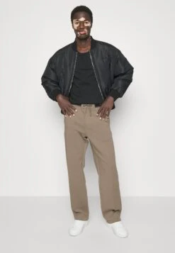 Emporio Armani Trouser - Trousers - Incenso -Total Wear Store 1545e8f1361c453fb1a9961715a48916