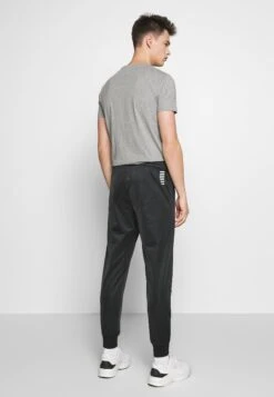 EA7 Emporio Armani Set - Tracksuit - Black 18 EA7 Emporio Armani Set - Tracksuit - Black -Total Wear Store 16d3dd3af8ce4dc992d94f4c35dbfae6
