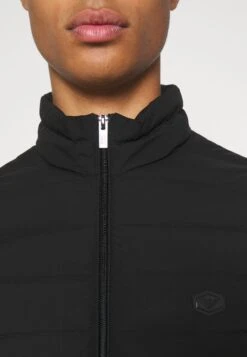 Emporio Armani Down Jacket - Nero -Total Wear Store 17ae04bab6d44e049aa86f5abcf4310b