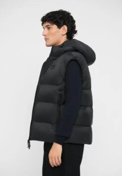 EA7 Emporio Armani MOUNTAIN POLAR VEST - Waistcoat - Black