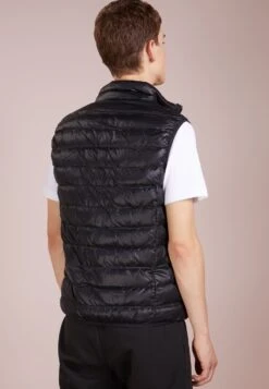 EA7 Emporio Armani Waistcoat - Waistcoat - Black -Total Wear Store 1b918c116a1a4922a2ad5e03a05fa402
