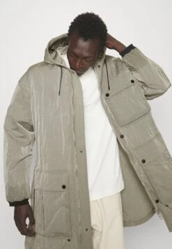 Emporio Armani Parka - Greige -Total Wear Store 1d0c573411c84e77b7fd685bf6e8e836