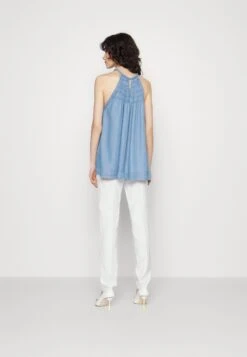 Emporio Armani Trousers - Trousers 9 Emporio Armani Trousers - Trousers -Total Wear Store 1d233f36d67b49178d085c6a0482008b