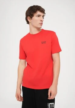 EA7 Emporio Armani TRAIN LOGO TEE - Print T-shirt - Molten Lava -Total Wear Store 1d5f3c45cfc94ba495e8b63c02db4a20