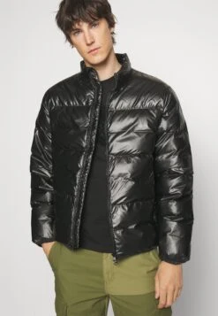 EA7 Emporio Armani Winter Jacket - Nero -Total Wear Store 1e28b64f66cd4020b281ebe46a889dd7
