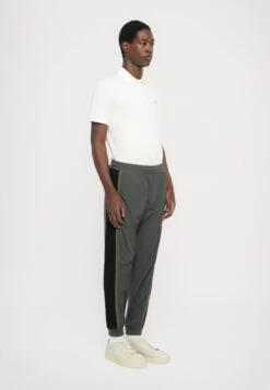 EA7 Emporio Armani ATHLETIC PANTS - Tracksuit Bottoms - Asphalt 13 EA7 Emporio Armani ATHLETIC PANTS - Tracksuit Bottoms - Asphalt -Total Wear Store 1e6cbae4fb304369b406cd0d71774361