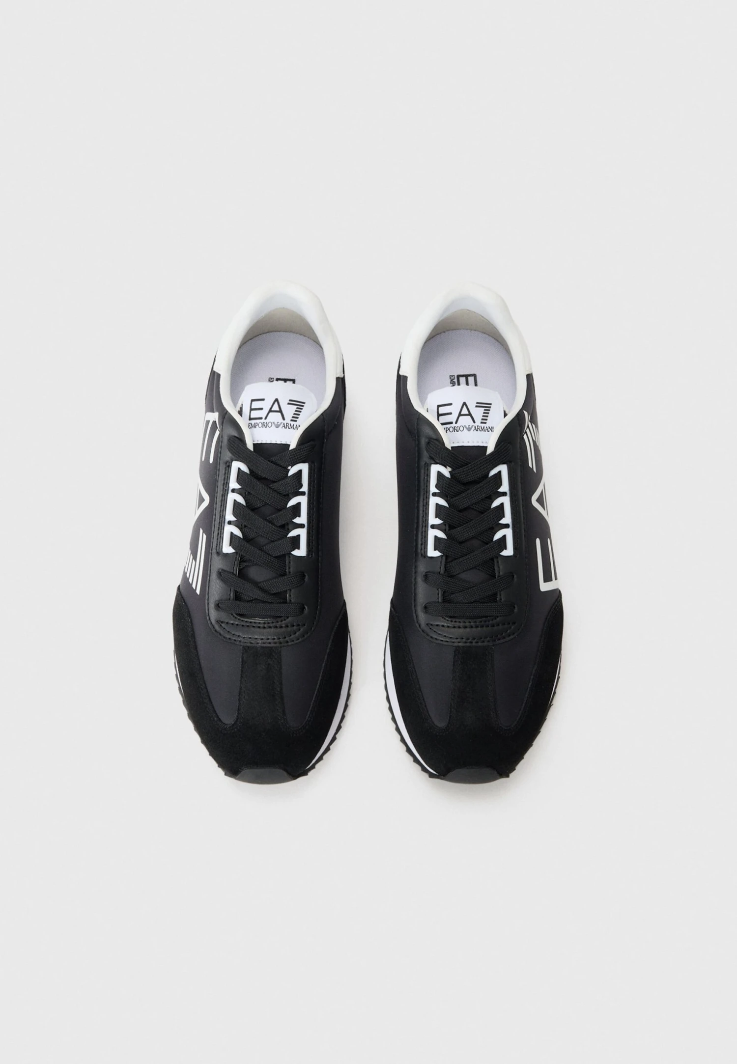 EA7 Emporio Armani UNISEX - Trainers - White/black Eagle 6 EA7 Emporio Armani UNISEX - Trainers - White/black Eagle - Image 4