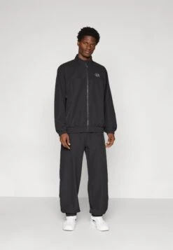 EA7 Emporio Armani TENNIS PRO TRACKSUIT SET - Tracksuit - Black