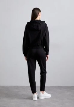 EA7 Emporio Armani TRACKSUIT - Tracksuit - Black/silver -Total Wear Store 212fc63f1f7a4e7ca38099c842fc2dbe