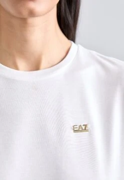 EA7 Emporio Armani Basic T-shirt - White -Total Wear Store 21fa5c47d48c4833b1a3203ccaa47d78