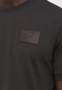 EA7 Emporio Armani TRAIN CORE TEE UNISEX - Basic T-shirt - Chocolate Torte -Total Wear Store 22309034a6a04bb889ffa559680c704b