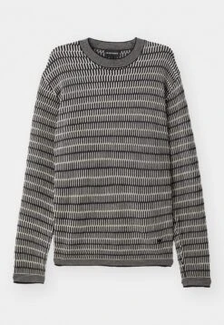 Emporio Armani Jumper - Red/french Oak 15 Emporio Armani Jumper - Red/french Oak -Total Wear Store 2239f3b0b5f34403a0f7fe4823cd9fcb