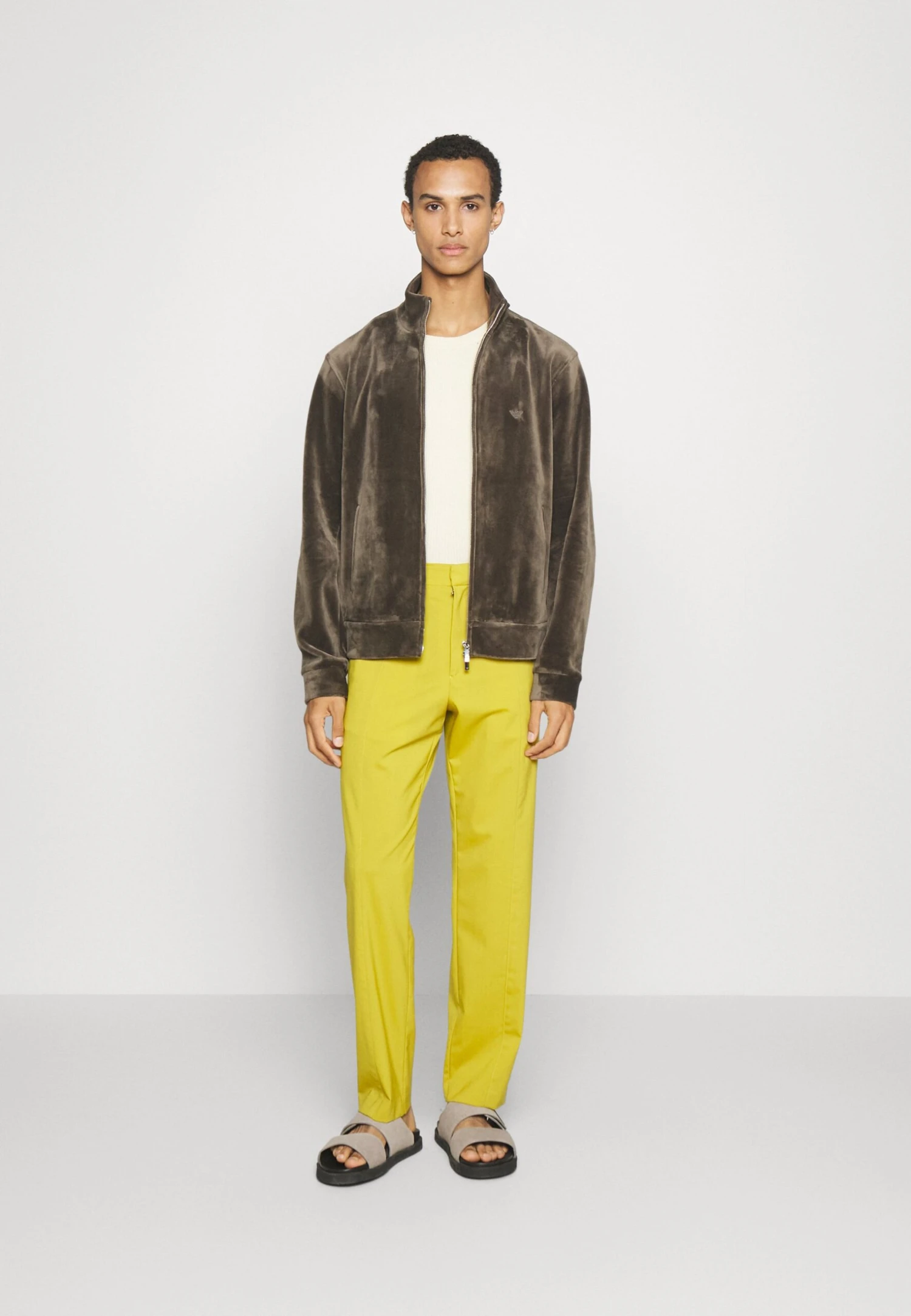 Emporio Armani Felpa - Zip-Up Sweatshirt - Oliva Scuro 4 Emporio Armani Felpa - Zip-Up Sweatshirt - Oliva Scuro - Image 2