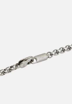 Emporio Armani Essential - Necklace -Total Wear Store 228d182b2a43480f87dcae970e45a762