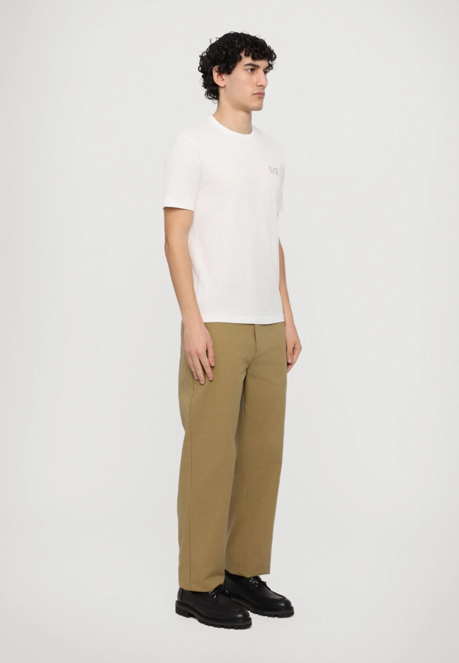 EA7 Emporio Armani TRAIN CORE TEE - Basic T-shirt - White 6 EA7 Emporio Armani TRAIN CORE TEE - Basic T-shirt - White - Image 4