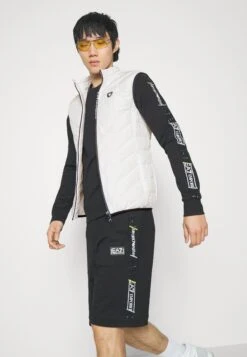 EA7 Emporio Armani Waistcoat - Waistcoat - White 11 EA7 Emporio Armani Waistcoat - Waistcoat - White -Total Wear Store 239f0f76b3b74bbea8b7373034628845