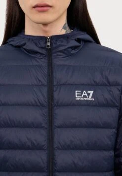 EA7 Emporio Armani TRAIN CORE LIGHT JACKET - Down Jacket - Armani Blue -Total Wear Store 23a7c39d1dbe4734971dadaefbf527c2