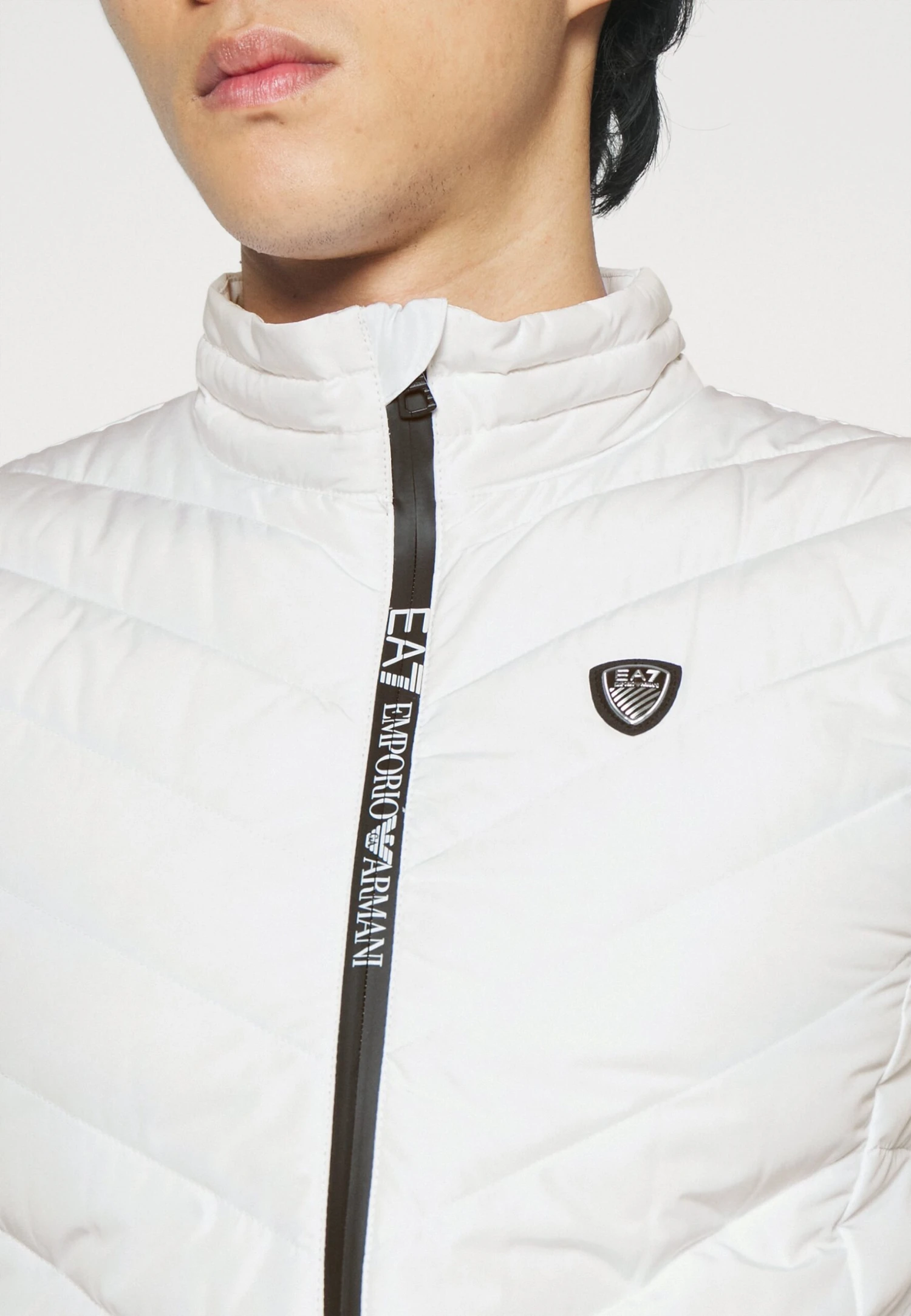 EA7 Emporio Armani Waistcoat - Waistcoat - White 8 EA7 Emporio Armani Waistcoat - Waistcoat - White - Image 6