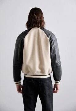 Emporio Armani BLOUSON JACKET - Bomber Jacket - Black/beige -Total Wear Store 2415d9bf4d0b4229863a625b2ef0e71b