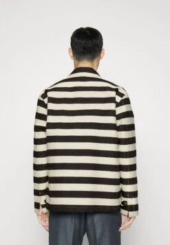 Emporio Armani Blouson Jacket - Summer Jacket - Beige/Nero -Total Wear Store 244047d27f04475cadf39004f021f985