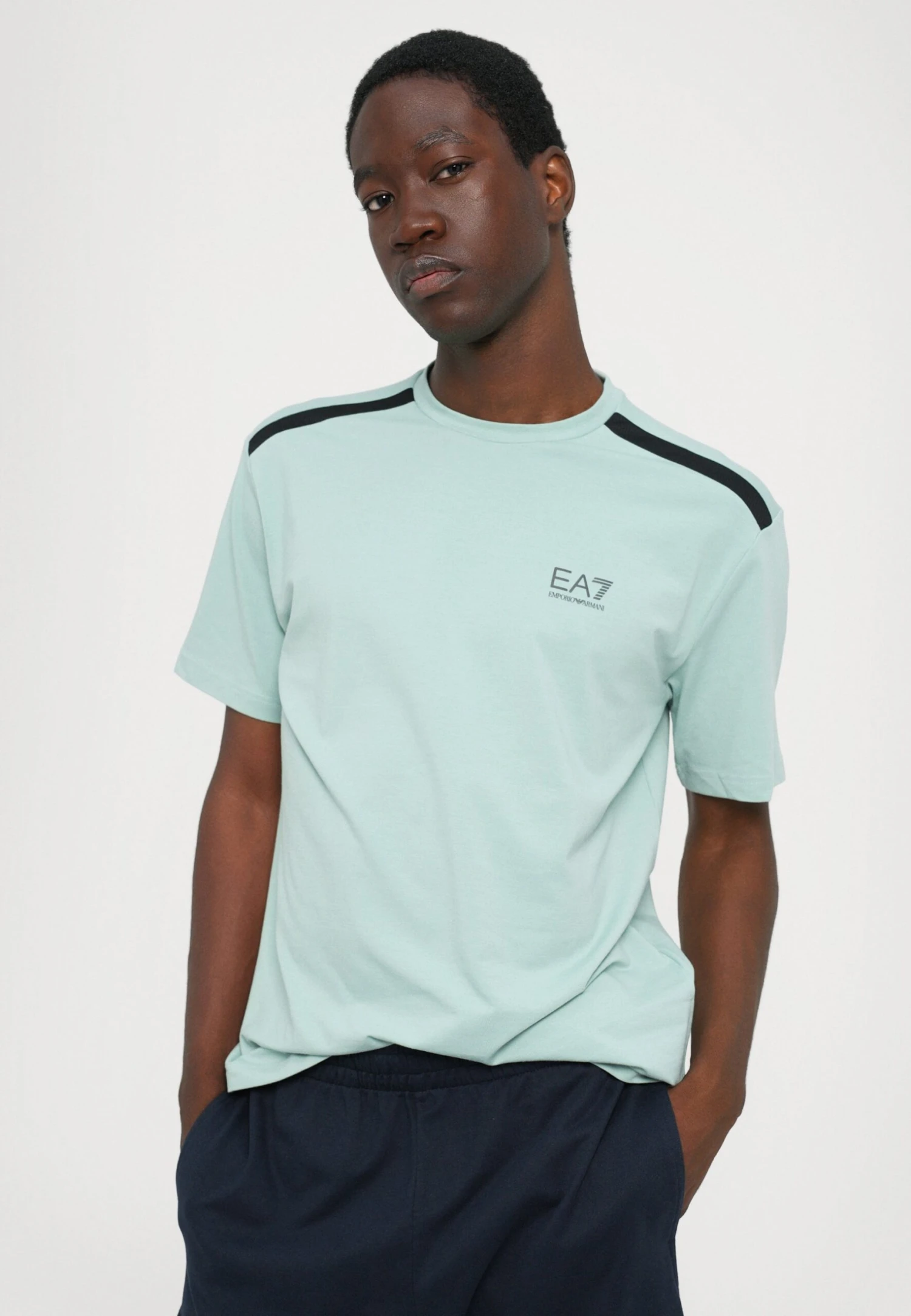 EA7 Emporio Armani NATURAL VENTUS TEE - Basic T-shirt - Blue Surf 7 EA7 Emporio Armani NATURAL VENTUS TEE - Basic T-shirt - Blue Surf - Image 5