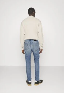 Emporio Armani Slim Fit Jeans - Denim Blu -Total Wear Store 25532d3afcc54626b3cb3c3889f144ce