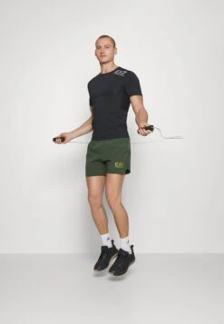 EA7 Emporio Armani Vigor- Sports Shorts - Duffel Bag 8 EA7 Emporio Armani Vigor- Sports Shorts - Duffel Bag -Total Wear Store 2680748e2f9046dd94871cbaa177fa02