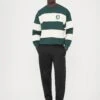 EA7 Emporio Armani TRAIN CLUB HOUSE RUGBY UNISEX - Sweatshirt - Green/beige -Total Wear Store 26cc3bfe0f304475b9ba616e6ab71e5b