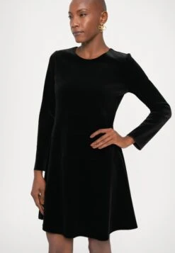 Emporio Armani DRESS - Day Dress - Black 13 Emporio Armani DRESS - Day Dress - Black -Total Wear Store 26f71d536fd64473ac069a25e174c803