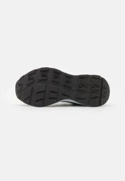 EA7 Emporio Armani Altura Unisex - Trainers -Total Wear Store 272a34d70fb846a1809643f67e0948bd