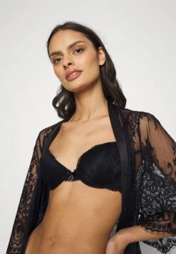 Emporio Armani Remov - Push-Up Bra -Total Wear Store 27492d96a43a43c8825712e543e76f9c