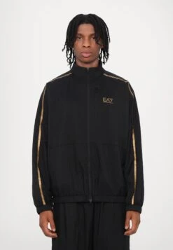 EA7 Emporio Armani VENTUS UNISEX SET - Tracksuit - Black/gold-coloured -Total Wear Store 277e778c609f461f851c9cc64b9148fa