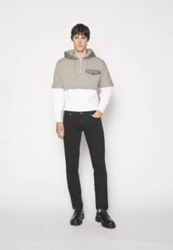 Emporio Armani Hoodie - Greige/Vanilla -Total Wear Store 27d1c29c64884da98e1e21ef1ffaf44c