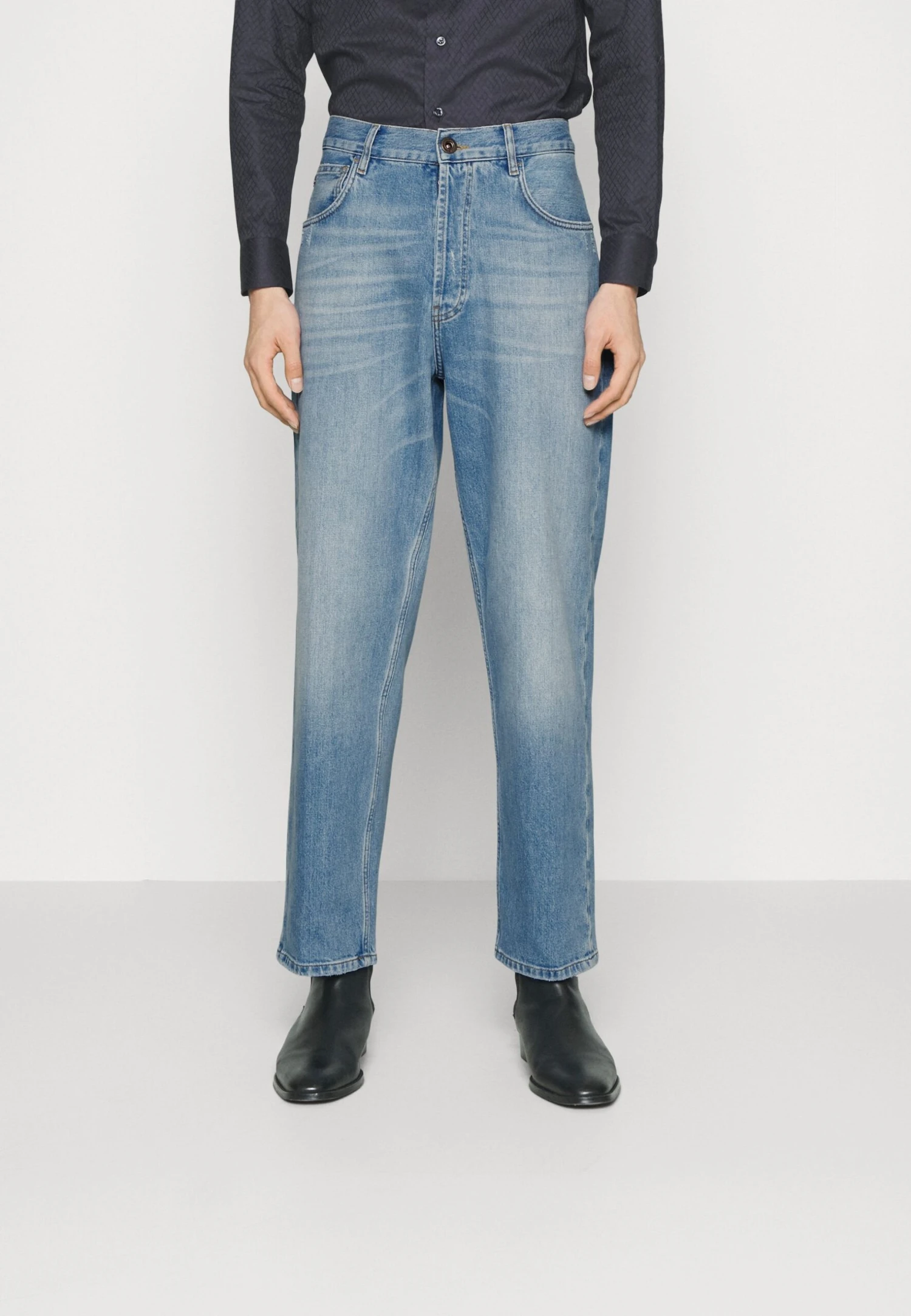 Emporio Armani Pant - Relaxed Fit Jeans - Denim Blu Ch 3 Emporio Armani Pant - Relaxed Fit Jeans - Denim Blu Ch