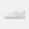 Emporio Armani Trainers - Off White -Total Wear Store 280d258777184f1c90327ceb74ce3f1e